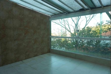 Casa de condomínio à venda com 122m², 2 quartos e 2 vagas