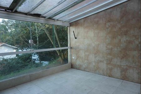 Casa de condomínio à venda com 122m², 2 quartos e 2 vagas