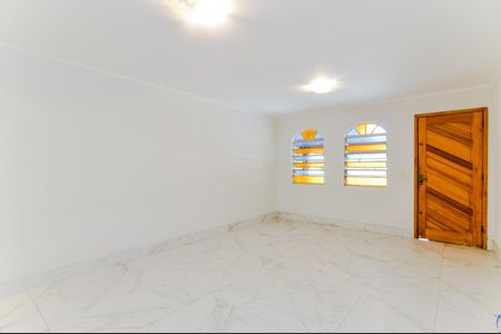 Casa à venda com 180m², 3 quartos e 1 vagaSala