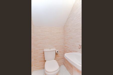 Casa à venda com 180m², 3 quartos e 1 vagaLavabo