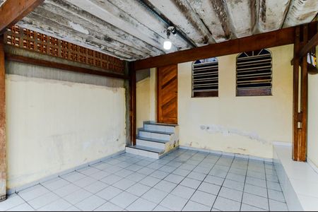 Garagem de casa à venda com 3 quartos, 180m² em Vila Maranduba, Guarulhos