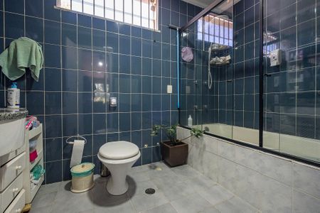 Casa à venda com 300m², 4 quartos e 3 vagas Casa à venda com 300m², 4 quartos e 3 vagasSuíte 1