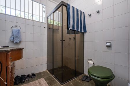Casa à venda com 300m², 4 quartos e 3 vagas Casa à venda com 300m², 4 quartos e 3 vagasSuíte 2