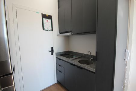 Cozinha de apartamento para alugar com 1 quarto, 34m² em Butantã, São Paulo
