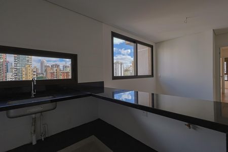 Apartamento à venda com 168m², 4 quartos e 3 vagas