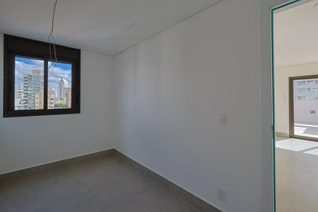 Apartamento à venda com 168m², 4 quartos e 3 vagas