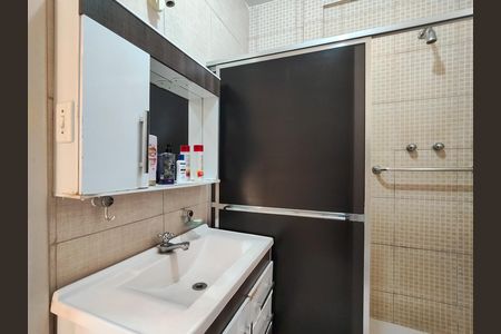 Apartamento à venda com 80m², 2 quartos e 1 vaga Apartamento à venda com 80m², 2 quartos e 1 vagaBanheiro Corredor