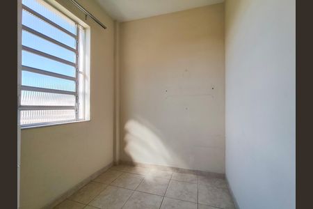 Apartamento à venda com 80m², 2 quartos e 1 vaga Apartamento à venda com 80m², 2 quartos e 1 vagaQuarto de Serviço