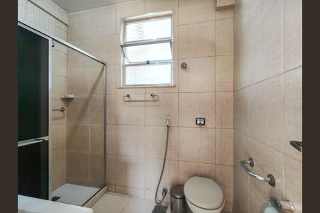 Apartamento à venda com 80m², 2 quartos e 1 vaga Apartamento à venda com 80m², 2 quartos e 1 vagaBanheiro Corredor