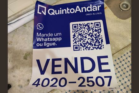 Apartamento à venda com 80m², 2 quartos e 1 vaga Apartamento à venda com 80m², 2 quartos e 1 vagaPlaca
