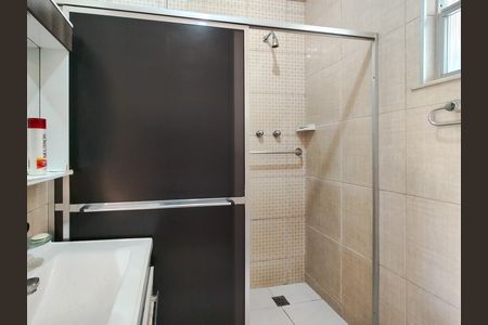Apartamento à venda com 80m², 2 quartos e 1 vaga Apartamento à venda com 80m², 2 quartos e 1 vagaBanheiro Corredor