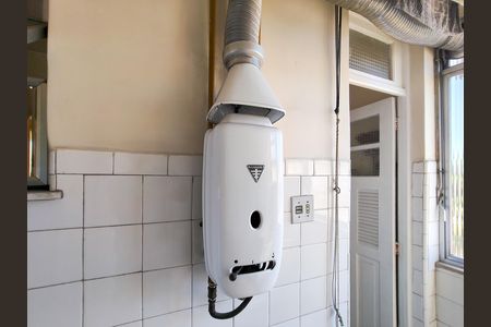 Apartamento à venda com 80m², 2 quartos e 1 vaga Apartamento à venda com 80m², 2 quartos e 1 vagaÁrea de Serviço