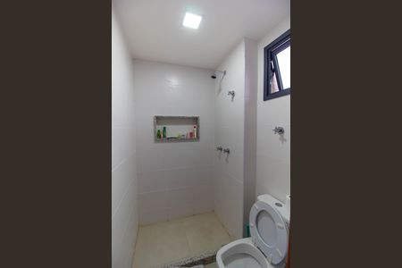 Apartamento à venda com 110m², 3 quartos e 1 vagaBanheiro da Suíte 1 e 2