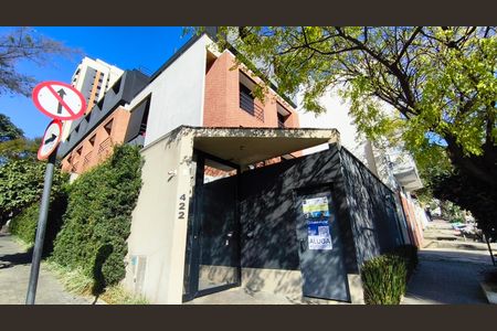 Studio para alugar com 26m², 1 quarto e sem vaga Studio para alugar com 26m², 1 quarto e sem vagaFachada + Plaquinha