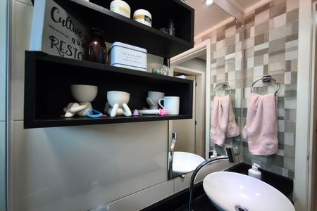 Apartamento à venda com 50m², 2 quartos e 1 vaga Apartamento à venda com 50m², 2 quartos e 1 vagaBanheiro