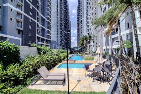 Apartamento para alugar com 41m², 2 quartos e 1 vaga Apartamento para alugar com 41m², 2 quartos e 1 vagaÁrea comum - Piscina