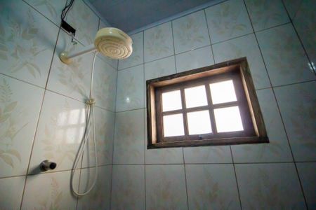 Casa para alugar com 100m², 2 quartos e 1 vaga Casa para alugar com 100m², 2 quartos e 1 vagaBanheiro