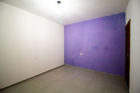 Casa para alugar com 100m², 2 quartos e 1 vaga Casa para alugar com 100m², 2 quartos e 1 vagaQuarto 1
