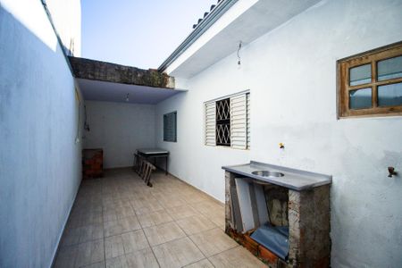 Casa para alugar com 100m², 2 quartos e 1 vaga Casa para alugar com 100m², 2 quartos e 1 vagaÁrea de Serviço