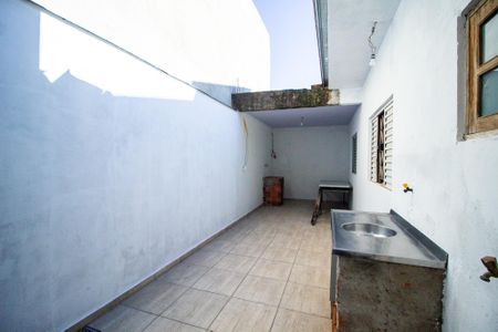 Casa para alugar com 100m², 2 quartos e 1 vaga Casa para alugar com 100m², 2 quartos e 1 vagaÁrea de Serviço