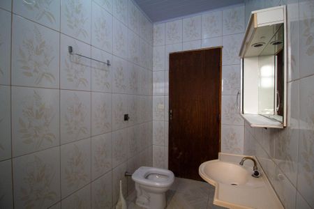 Casa para alugar com 100m², 2 quartos e 1 vaga Casa para alugar com 100m², 2 quartos e 1 vagaBanheiro