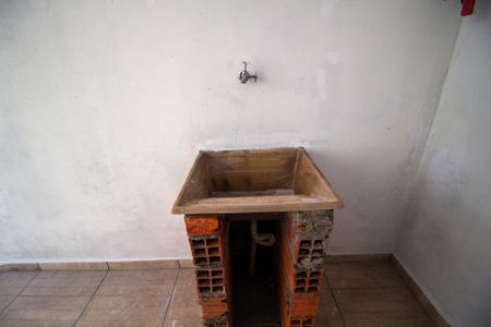 Casa para alugar com 100m², 2 quartos e 1 vaga Casa para alugar com 100m², 2 quartos e 1 vagaÁrea de Serviço