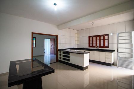 Casa para alugar com 100m², 2 quartos e 1 vaga Casa para alugar com 100m², 2 quartos e 1 vagaCozinha