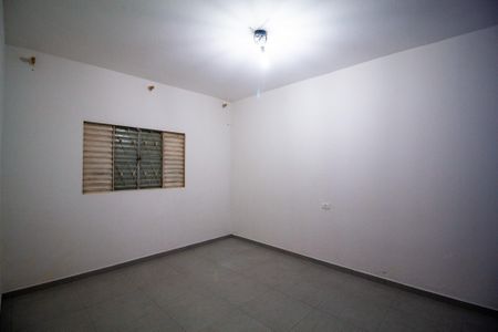 Casa para alugar com 100m², 2 quartos e 1 vaga Casa para alugar com 100m², 2 quartos e 1 vagaQuarto 1