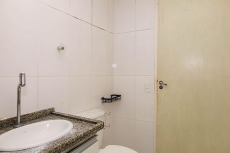 Apartamento para alugar com 47m², 2 quartos e 1 vaga Apartamento para alugar com 47m², 2 quartos e 1 vagaBanheiro