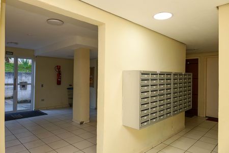 Apartamento para alugar com 47m², 2 quartos e 1 vaga Apartamento para alugar com 47m², 2 quartos e 1 vagaÁrea comum - Saguão do prédio