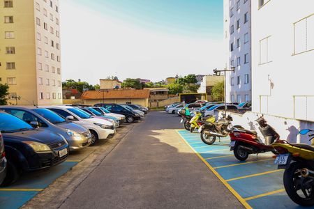 Apartamento para alugar com 47m², 2 quartos e 1 vaga Apartamento para alugar com 47m², 2 quartos e 1 vagaÁrea comum - Estacionamento