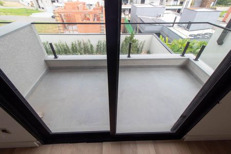 Casa de condomínio à venda com 350m², 4 quartos e 4 vagas Casa de condomínio à venda com 350m², 4 quartos e 4 vagasSACADA SUITE MASTER