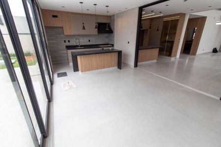 Casa de condomínio à venda com 350m², 4 quartos e 4 vagas Casa de condomínio à venda com 350m², 4 quartos e 4 vagasVARANDA GOURMET