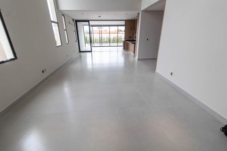 Casa de condomínio à venda com 350m², 4 quartos e 4 vagas Casa de condomínio à venda com 350m², 4 quartos e 4 vagasSALA