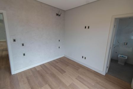 Casa de condomínio à venda com 350m², 4 quartos e 4 vagas Casa de condomínio à venda com 350m², 4 quartos e 4 vagasSUITE 3