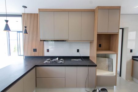 Casa de condomínio à venda com 350m², 4 quartos e 4 vagas Casa de condomínio à venda com 350m², 4 quartos e 4 vagasCOZINHA