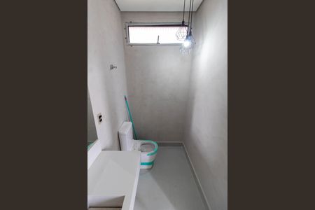 Casa de condomínio à venda com 350m², 4 quartos e 4 vagas Casa de condomínio à venda com 350m², 4 quartos e 4 vagasLAVABO
