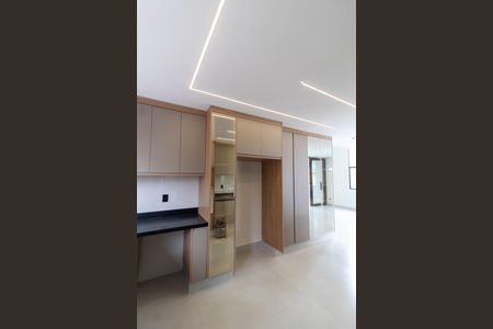 Casa de condomínio à venda com 350m², 4 quartos e 4 vagas Casa de condomínio à venda com 350m², 4 quartos e 4 vagasCOZINHA