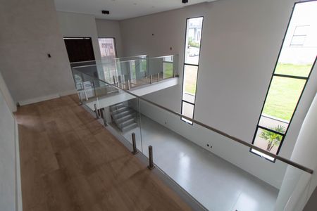 Casa de condomínio à venda com 350m², 4 quartos e 4 vagas Casa de condomínio à venda com 350m², 4 quartos e 4 vagasHALL PISO SUPERIOR