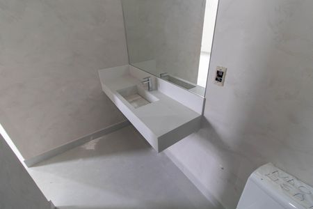 Casa de condomínio à venda com 350m², 4 quartos e 4 vagas Casa de condomínio à venda com 350m², 4 quartos e 4 vagasLAVABO