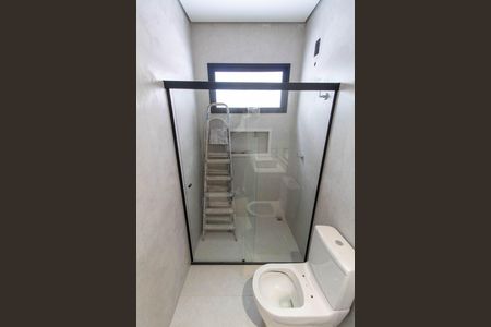 Casa de condomínio à venda com 350m², 4 quartos e 4 vagas Casa de condomínio à venda com 350m², 4 quartos e 4 vagasBANHEIRO DA SALA DE TV