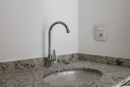 Apartamento para alugar com 37m², 2 quartos e 1 vaga Apartamento para alugar com 37m², 2 quartos e 1 vagaBanheiro