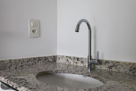Apartamento para alugar com 37m², 2 quartos e 1 vaga Apartamento para alugar com 37m², 2 quartos e 1 vagaBanheiro