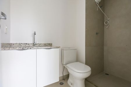 Banheiro de apartamento para alugar com 2 quartos, 37m² em Vila Andrade, São Paulo