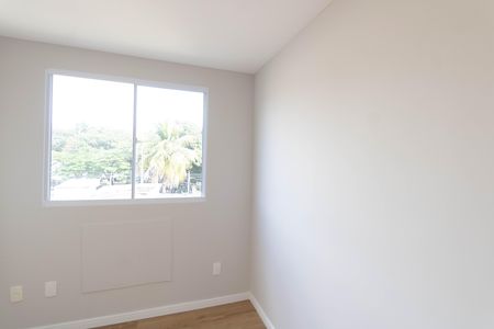 Quarto 2 de apartamento para alugar com 2 quartos, 40m² em Campo Grande, Rio de Janeiro