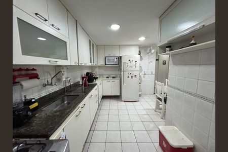 Apartamento à venda com 95m², 2 quartos e 1 vagaCozinha