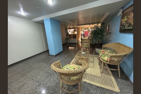 Apartamento à venda com 95m², 2 quartos e 1 vagaHall de entrada
