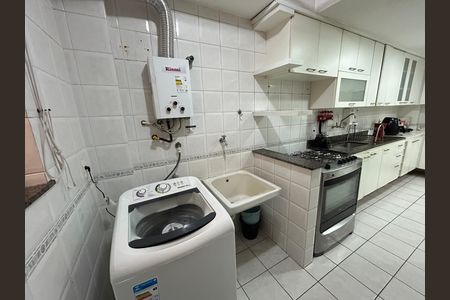 Apartamento à venda com 95m², 2 quartos e 1 vagaÁrea de Serviço