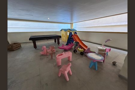 Apartamento à venda com 95m², 2 quartos e 1 vagaÁrea comum - Playground