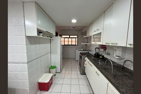 Apartamento à venda com 95m², 2 quartos e 1 vagaCozinha